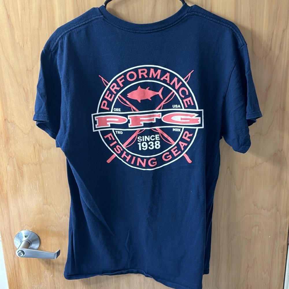 Columbia Fishing T-Shirt, Size L, Lightly Worn